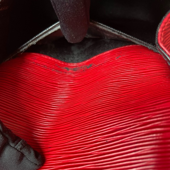 Louis Vuitton Mini Saint Cloud Shoulder bag EPI Red - Picture 8 of 11
